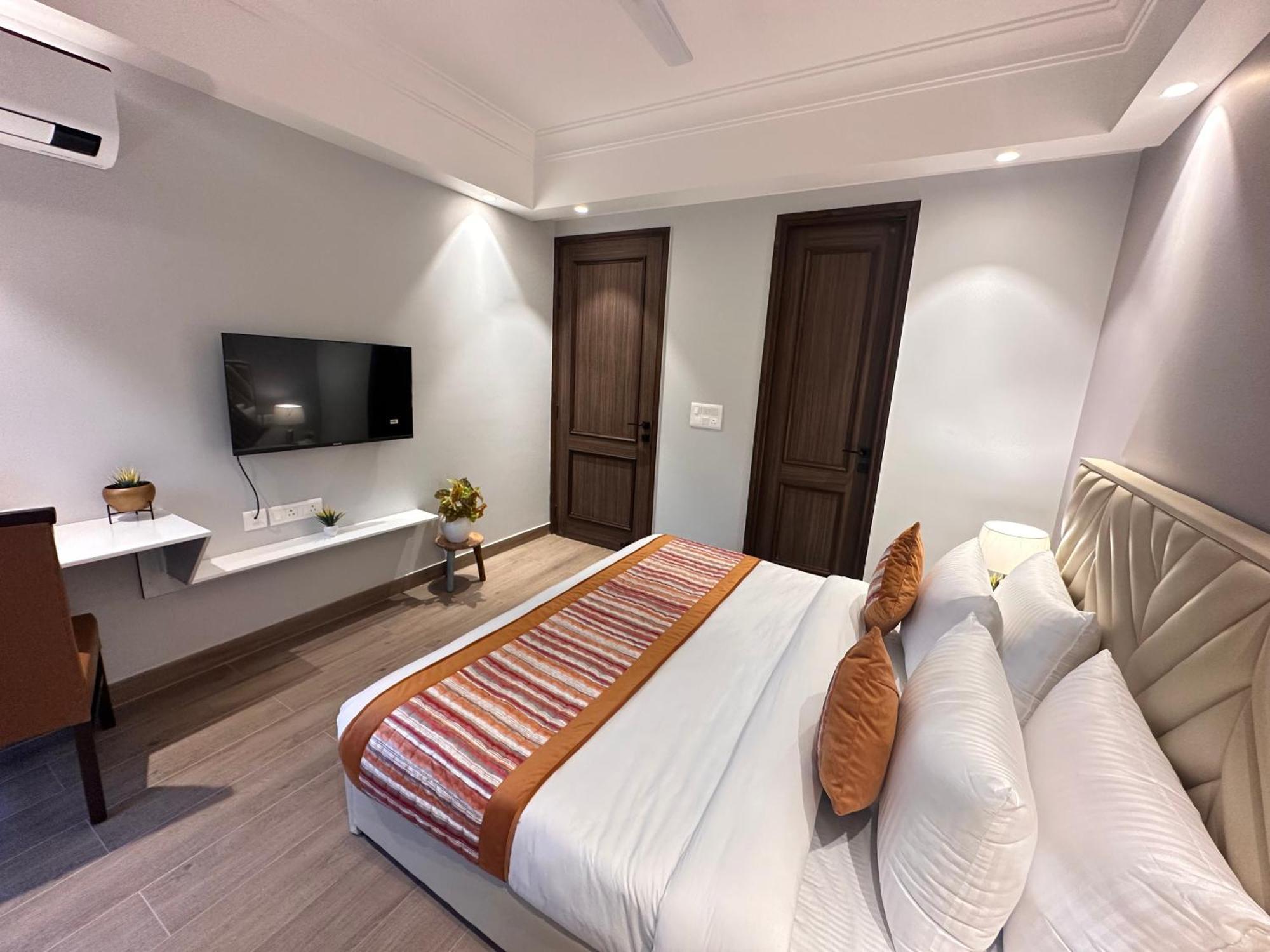 Hotel South Ex Residency - South Ex Near Aiims Delhi - Couple Friendly New Delhi Eksteriør billede