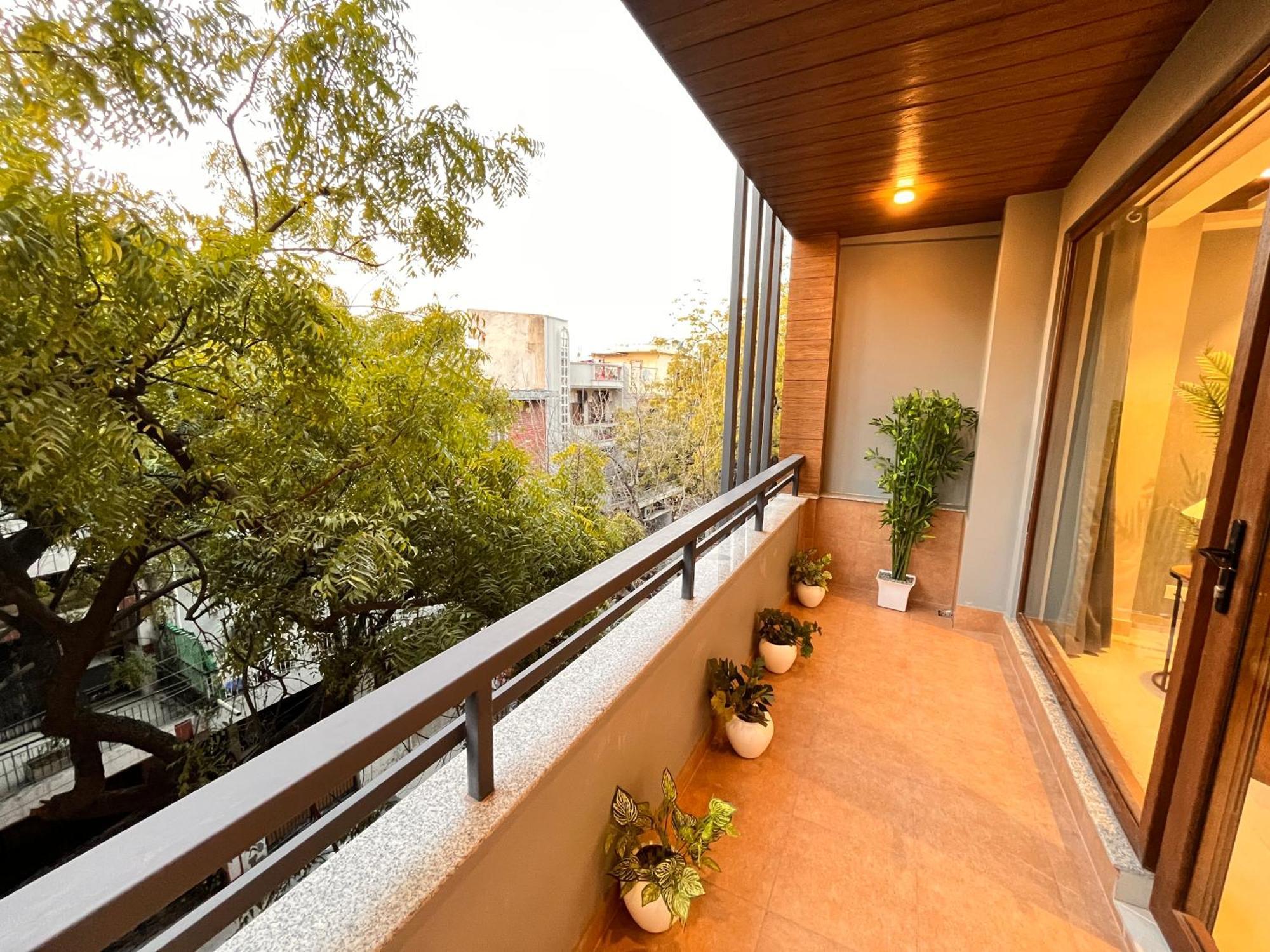 Hotel South Ex Residency - South Ex Near Aiims Delhi - Couple Friendly New Delhi Eksteriør billede