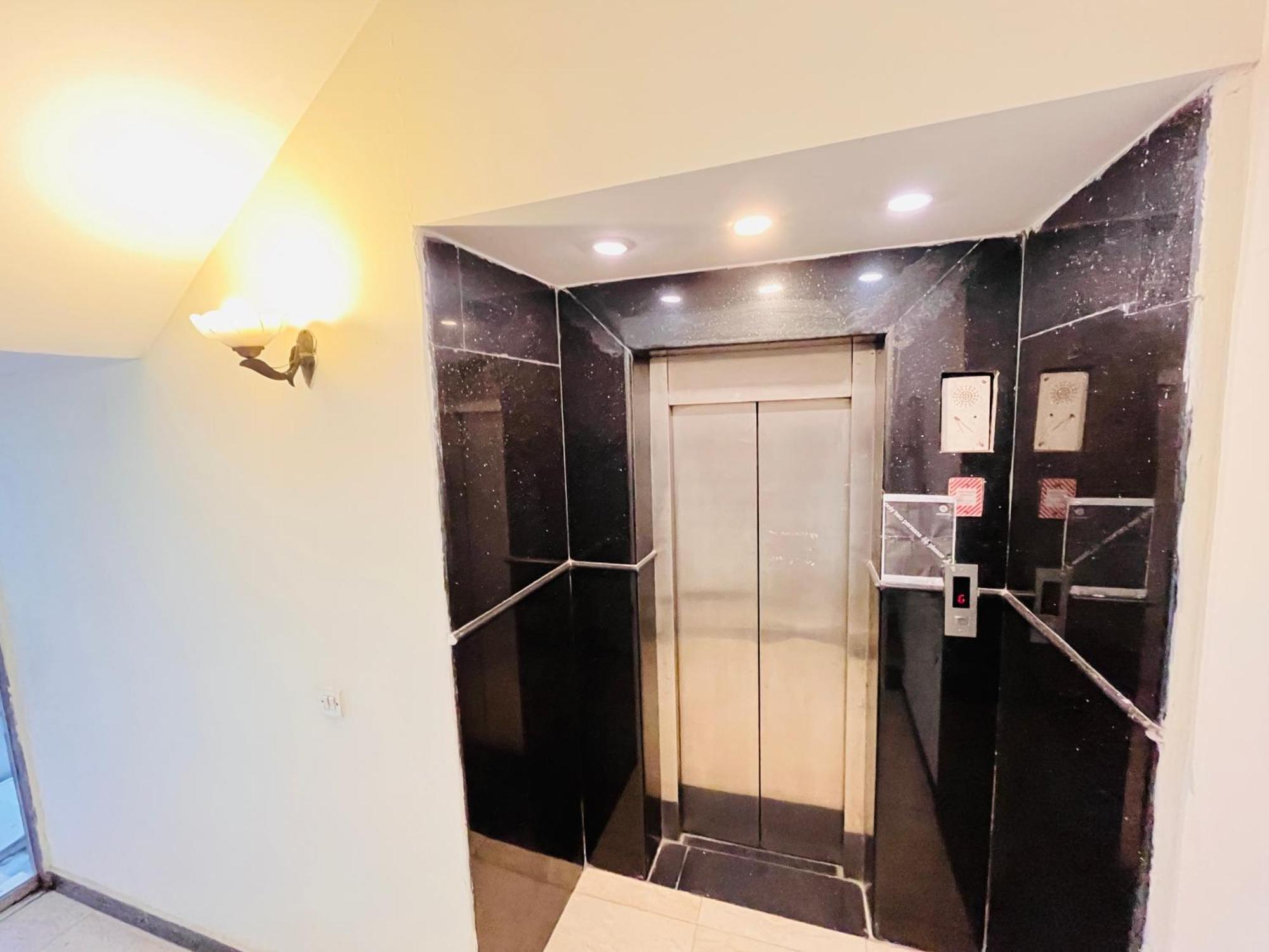 Hotel South Ex Residency - South Ex Near Aiims Delhi - Couple Friendly New Delhi Eksteriør billede